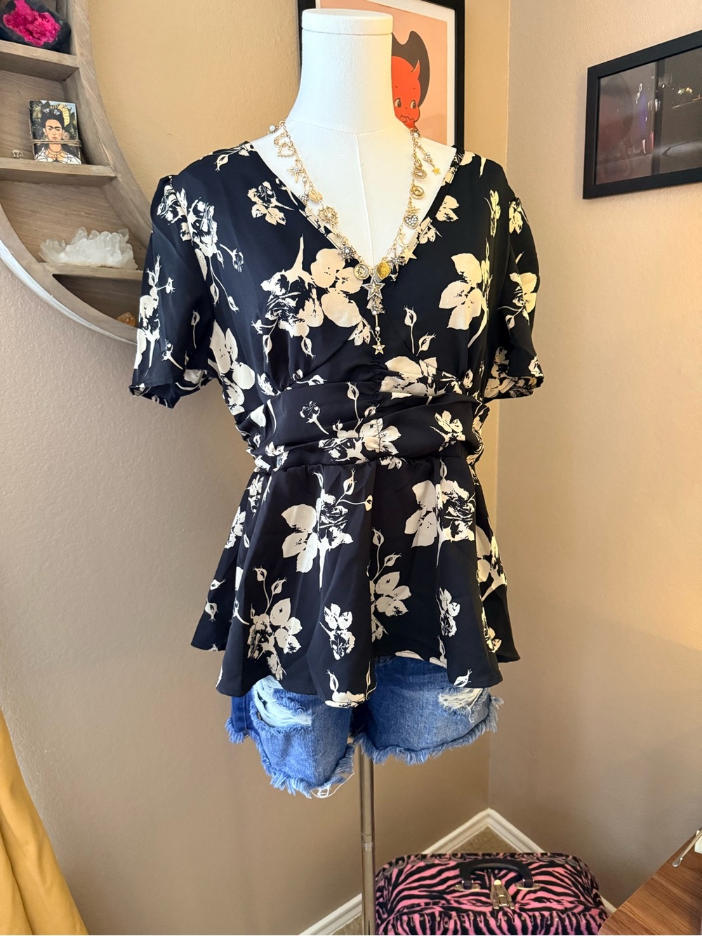 Black Floral V-Neck Peplum Top